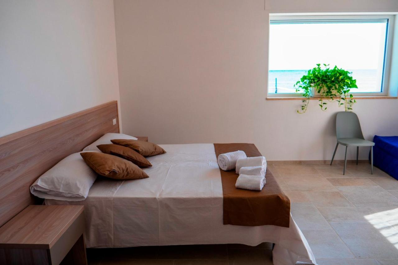 B&B A Un Passo Dal Mare Torre Canne Zewnętrze zdjęcie